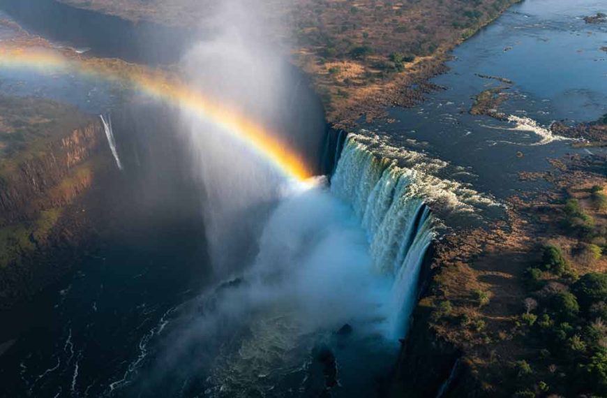 A rainbow over the Victoria Falls